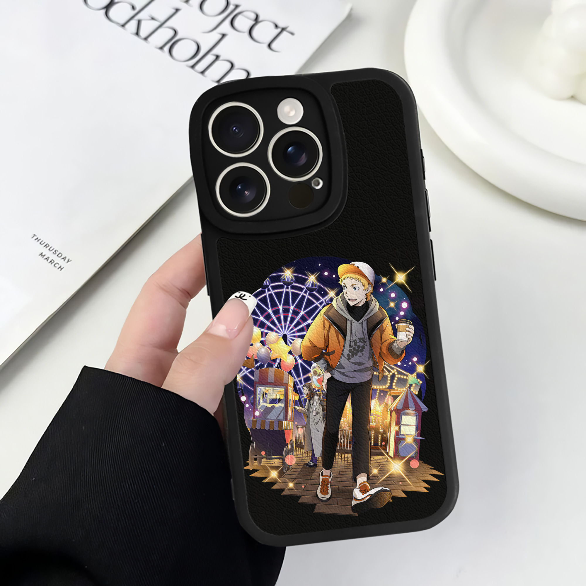 （画像用） 文豪ストレイドッグス Bungo Stray Dogs 【iPhone 16シリーズ対応】シリコンスマホケース（レザー調） 材質：シリコン